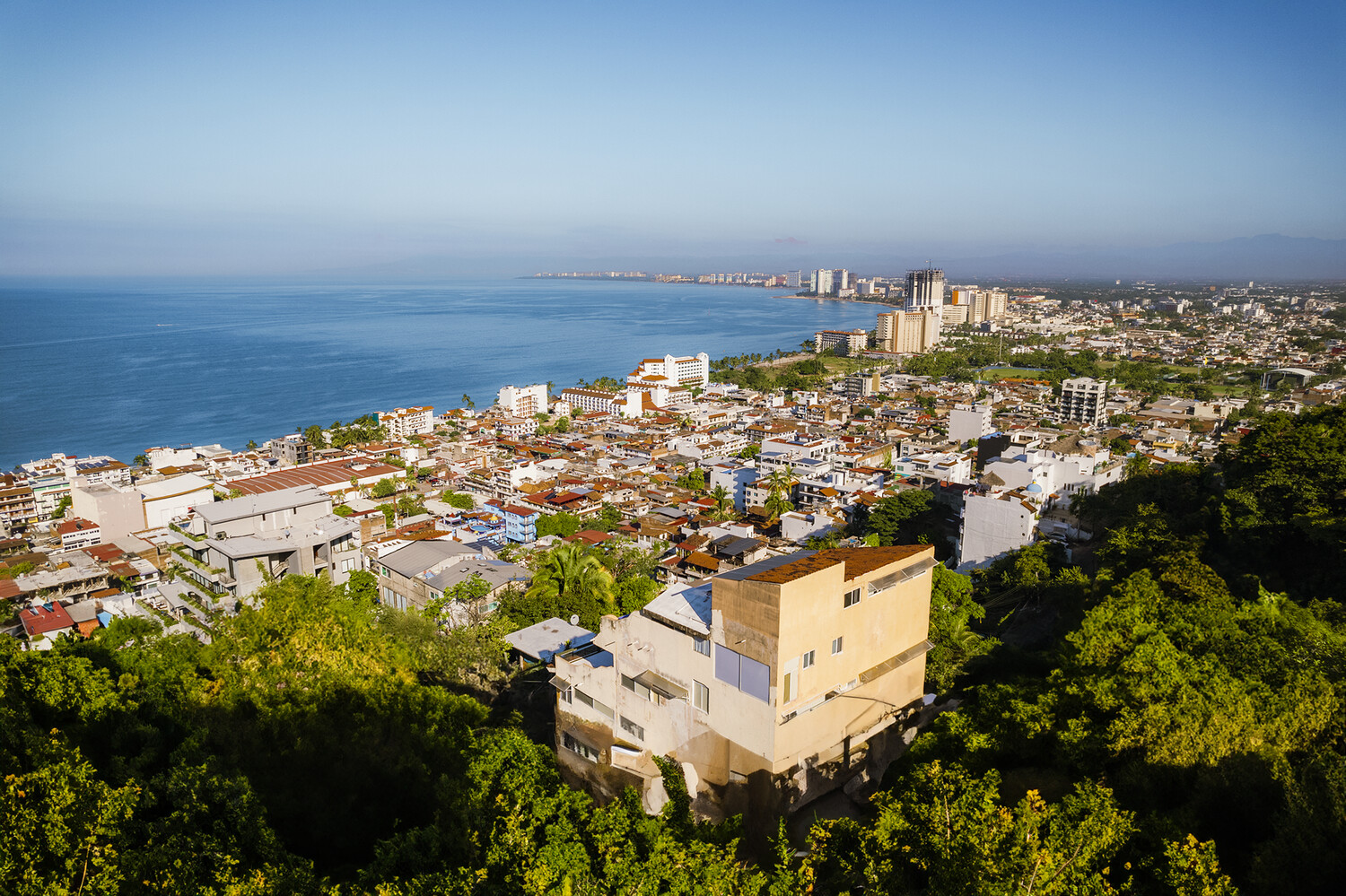 MDY 5 de Diciembre Puerto Vallarta